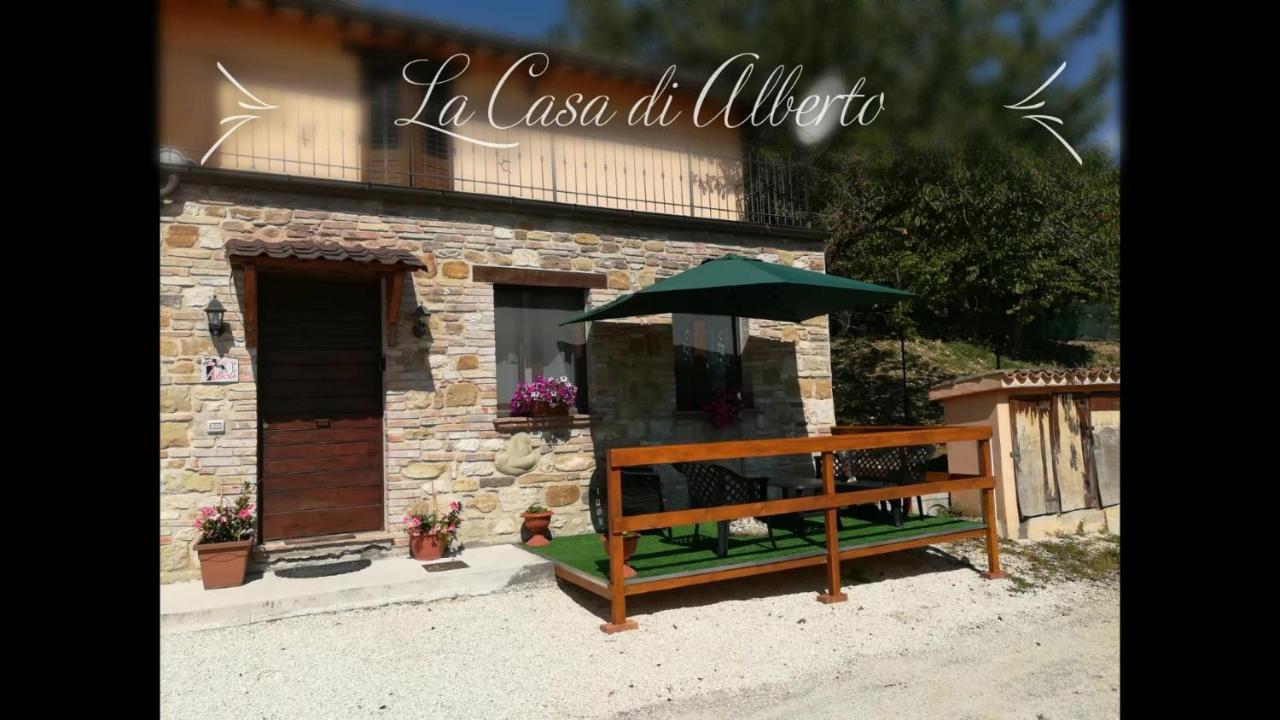 La Casa Di Alberto Camerino Eksteriør billede